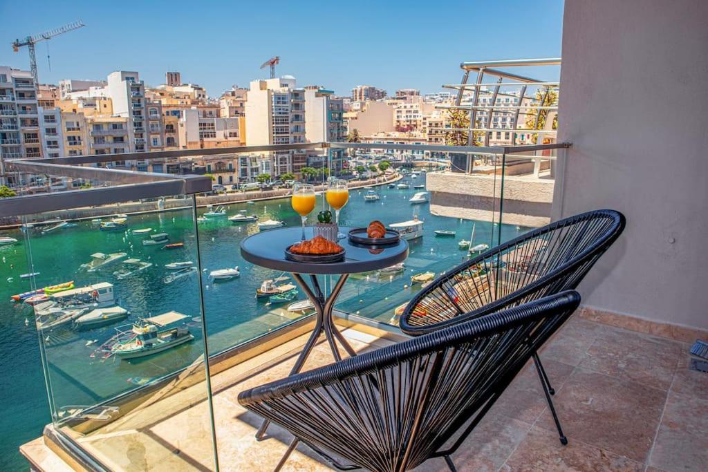 Stylish Seafront Spinola Apartment Saint Julian's Екстер'єр фото